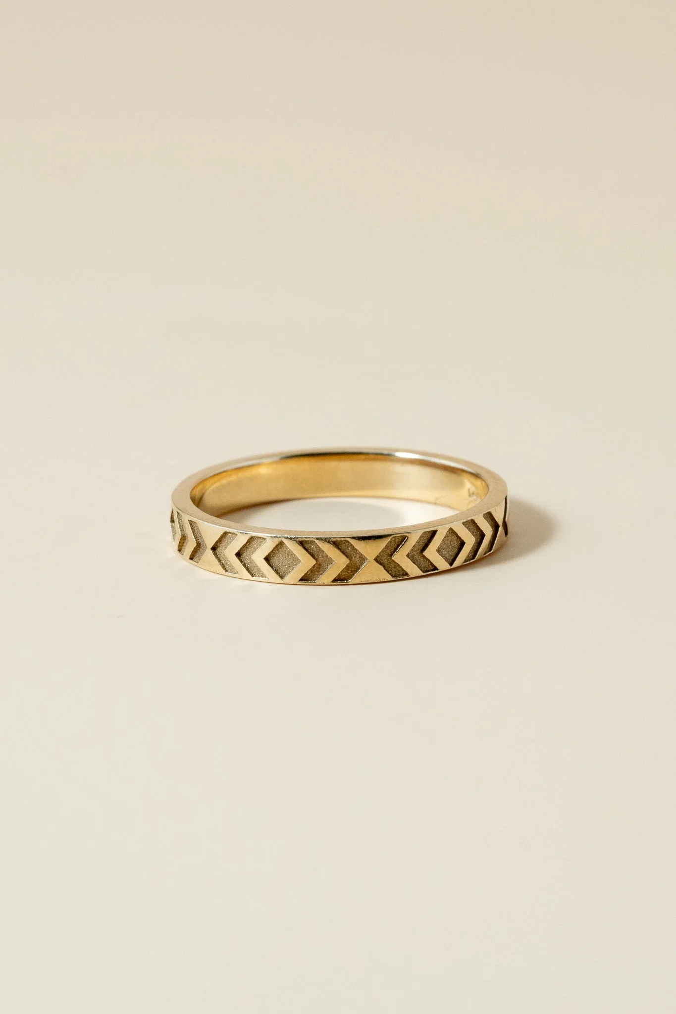 14K Chevron Band - Image 3