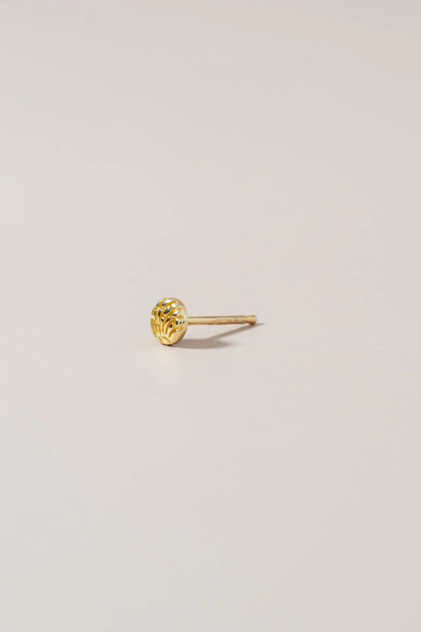 14K Mini Concha Stud - Image 3