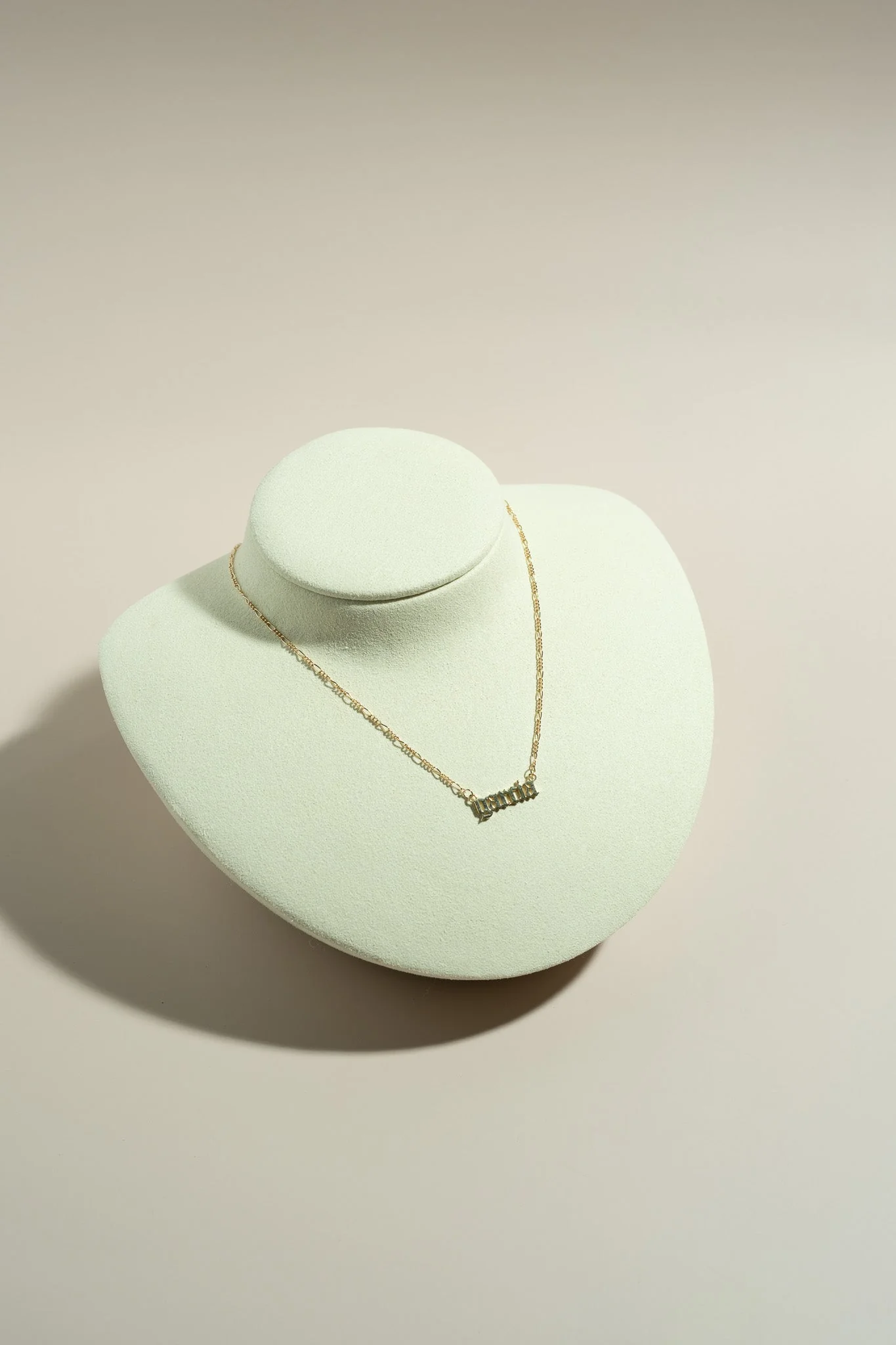 14K Old English Name Plate Necklace - Image 5