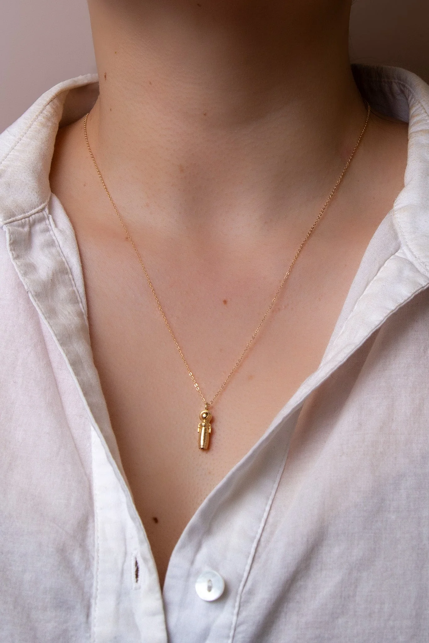 14K Quitapena Worry Doll Necklace - Image 5