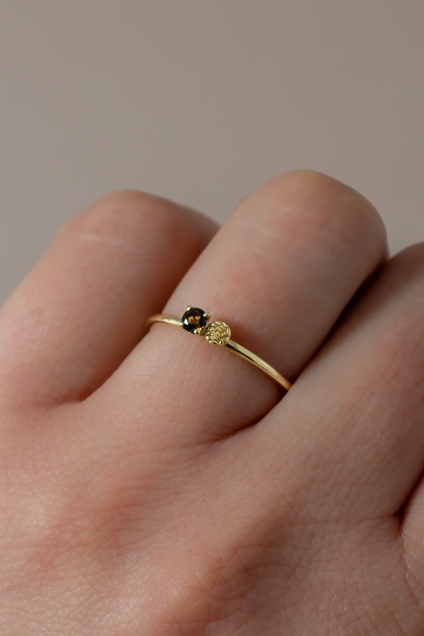 14K Smokey Topaz Cafe & Concha Ring - Image 2