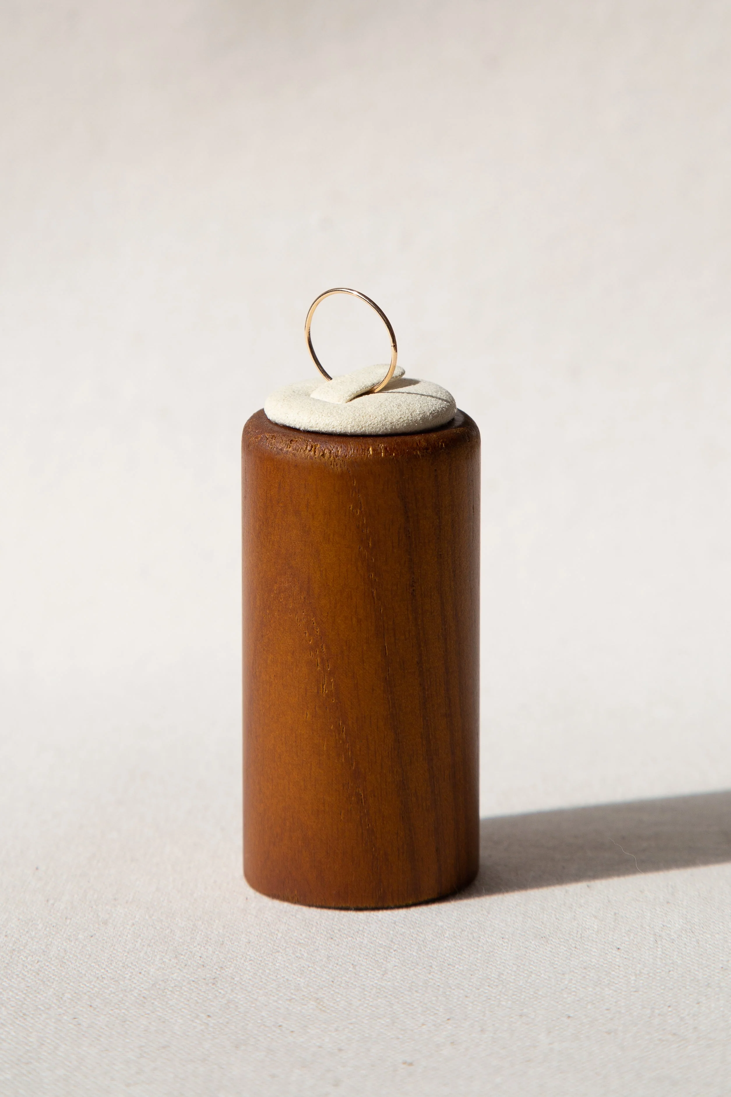 14K Stackable Ring - 1mm - Image 5
