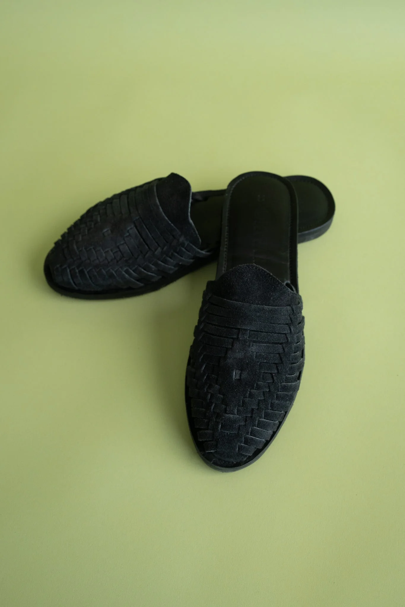 Andy Suede Mule Huaraches - Black - Image 4