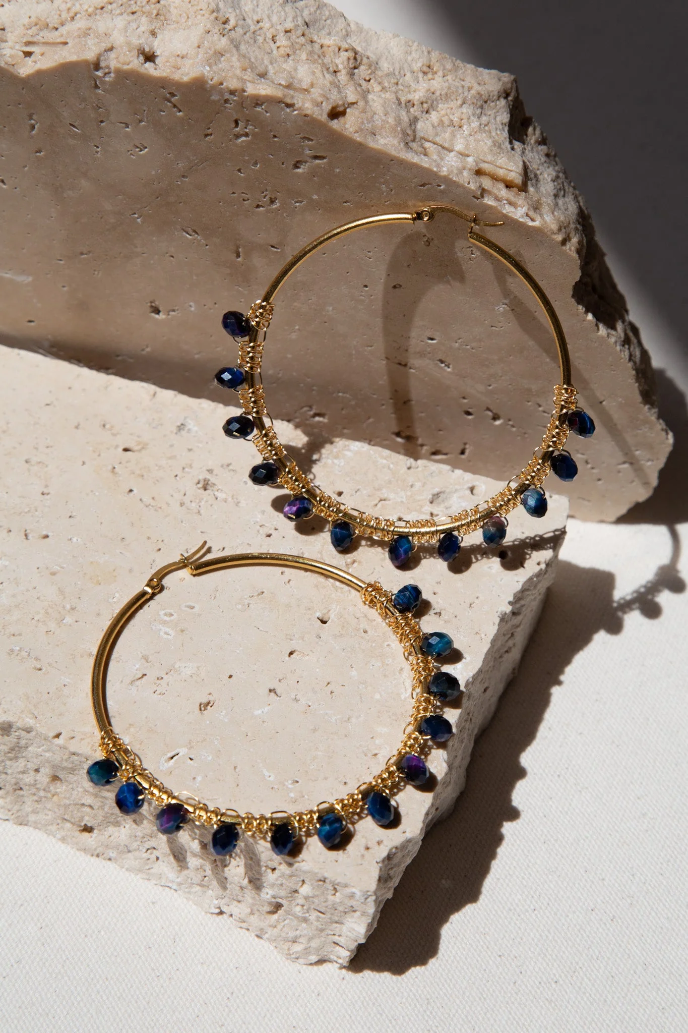 Arcoíris Hoop Earrings - Image 4