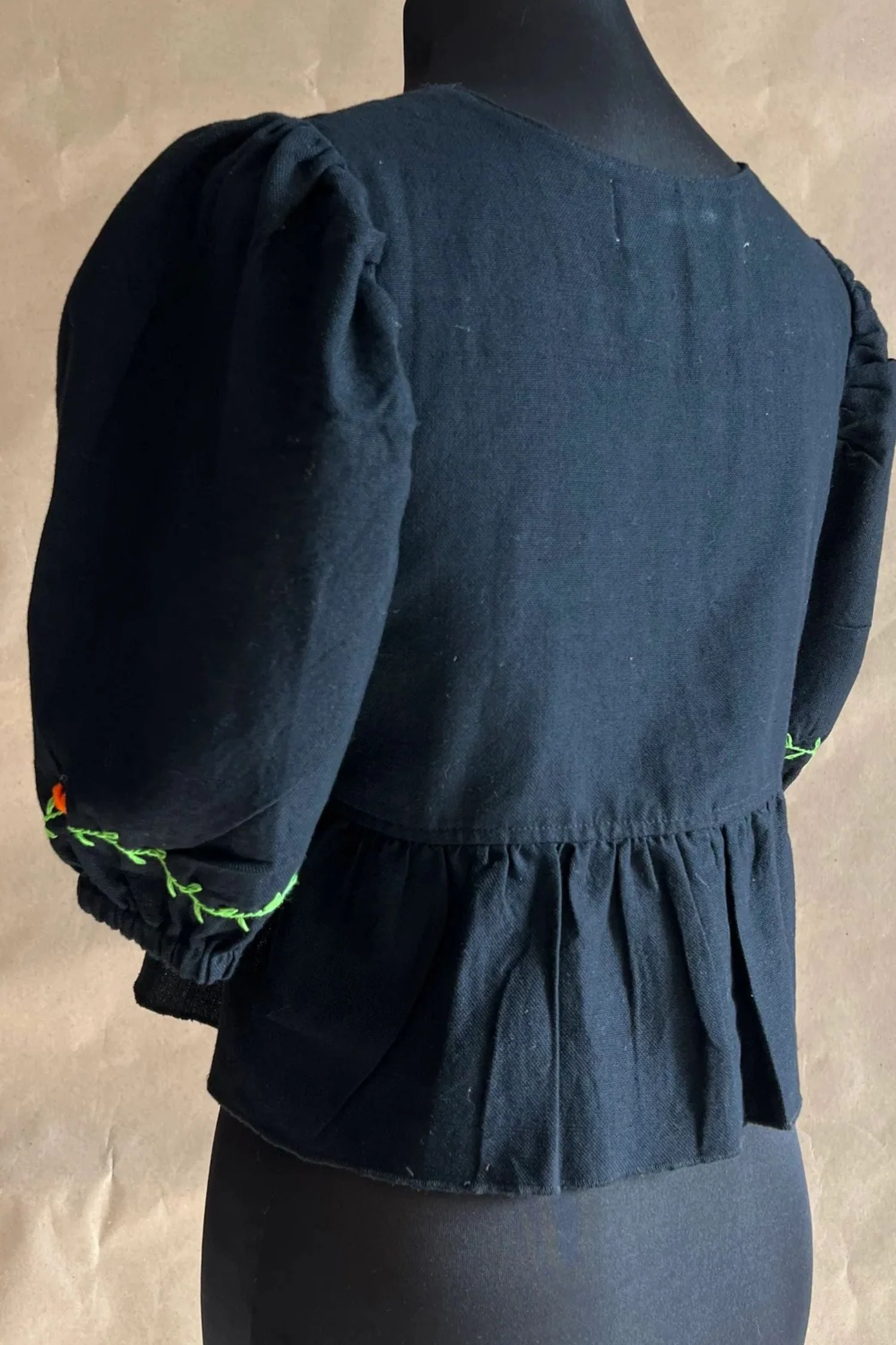 Cempasúchil Top - Black - Image 3