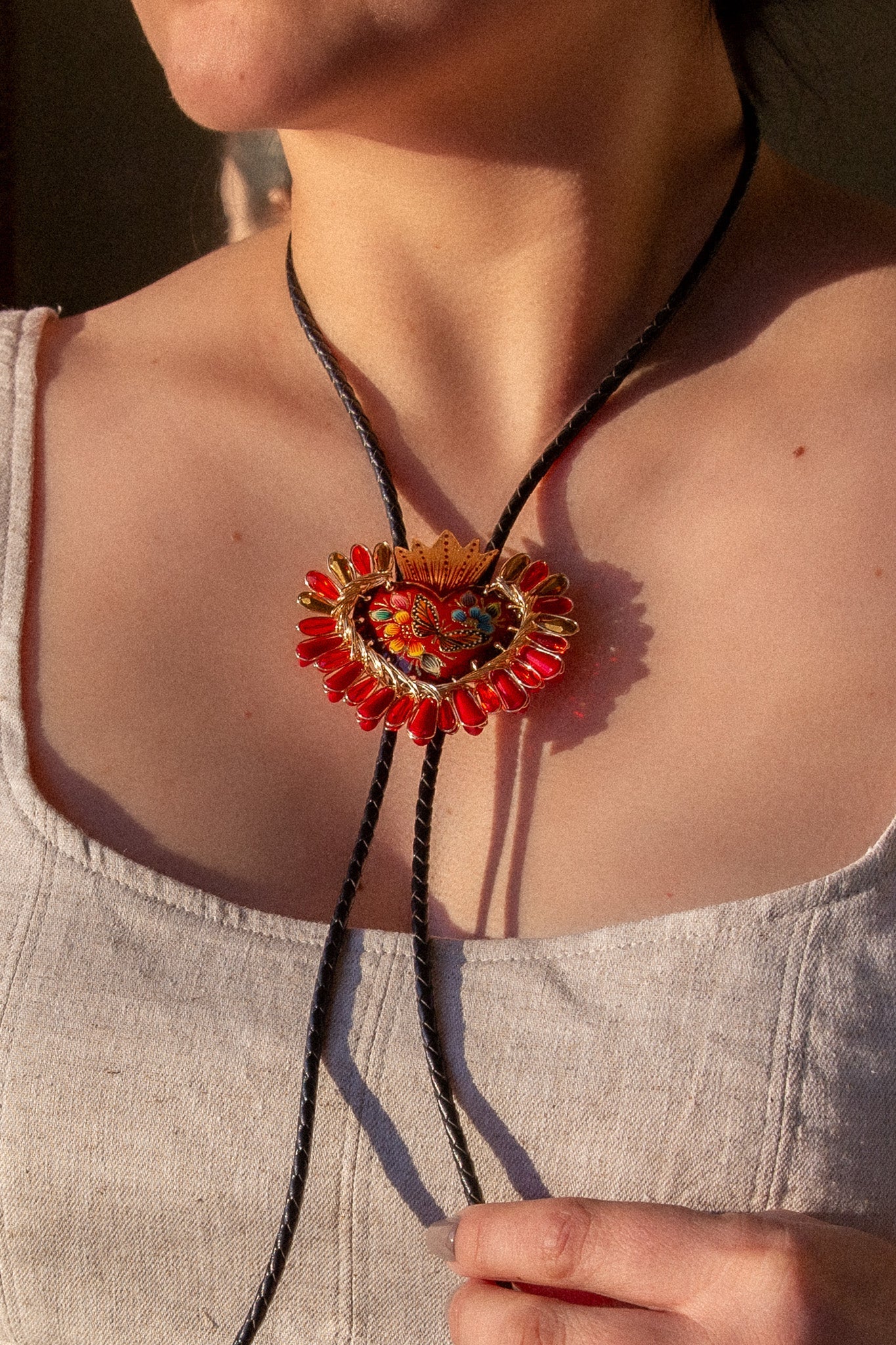 Corazón Bolo Tie - Image 7