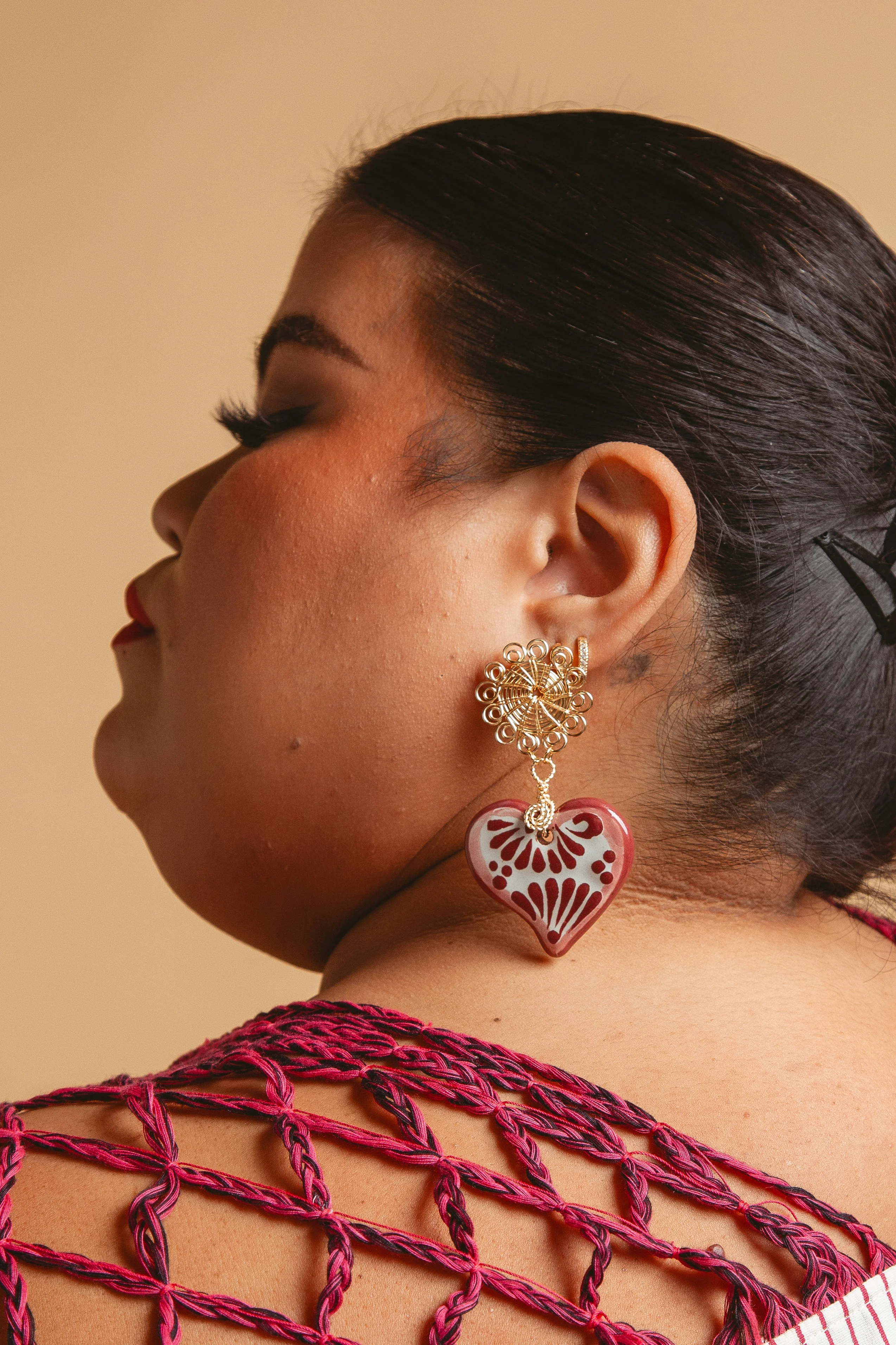 Corazón Talavera Earrings - White - Image 3