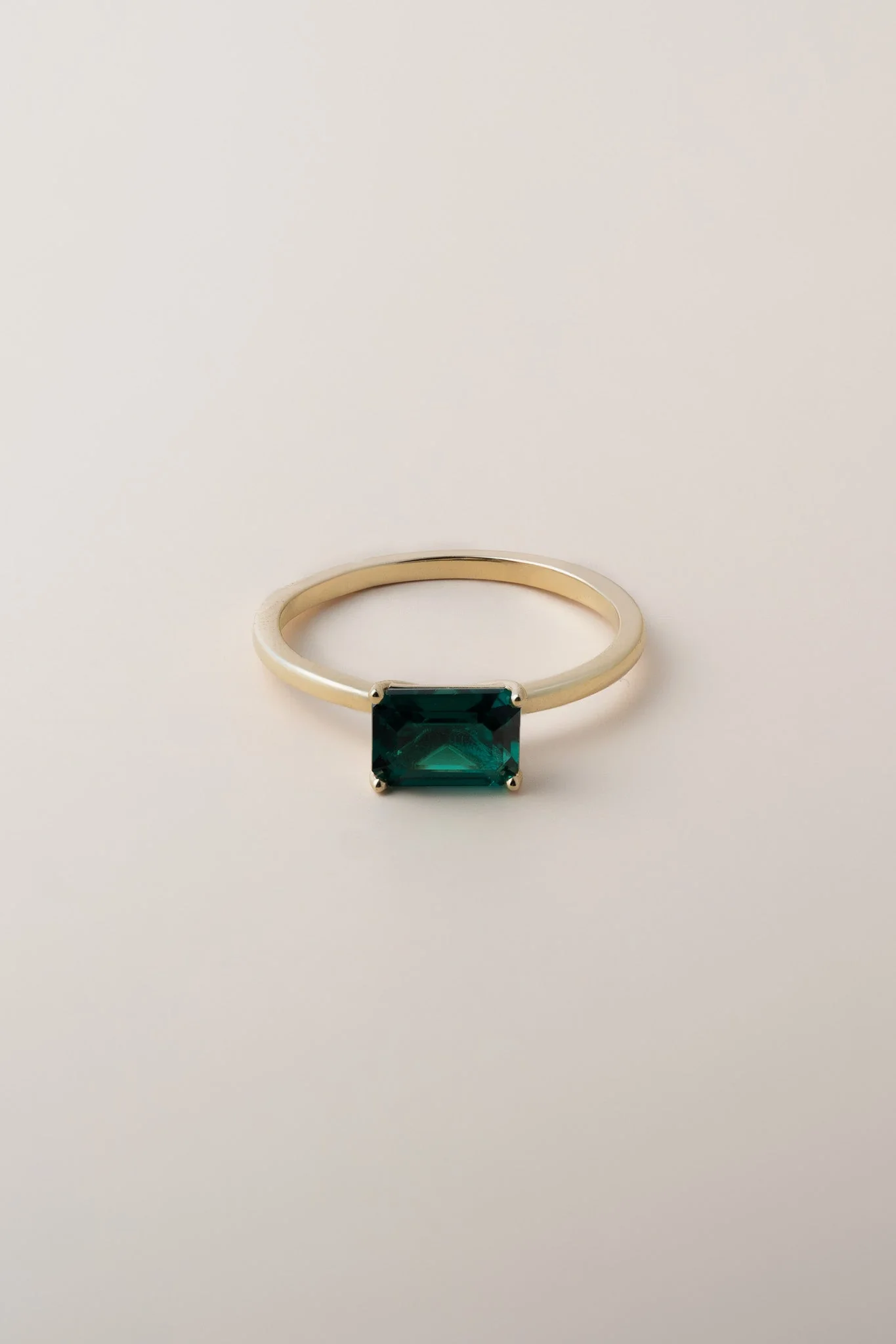 14K Emerald Cut Esmeralda Ring