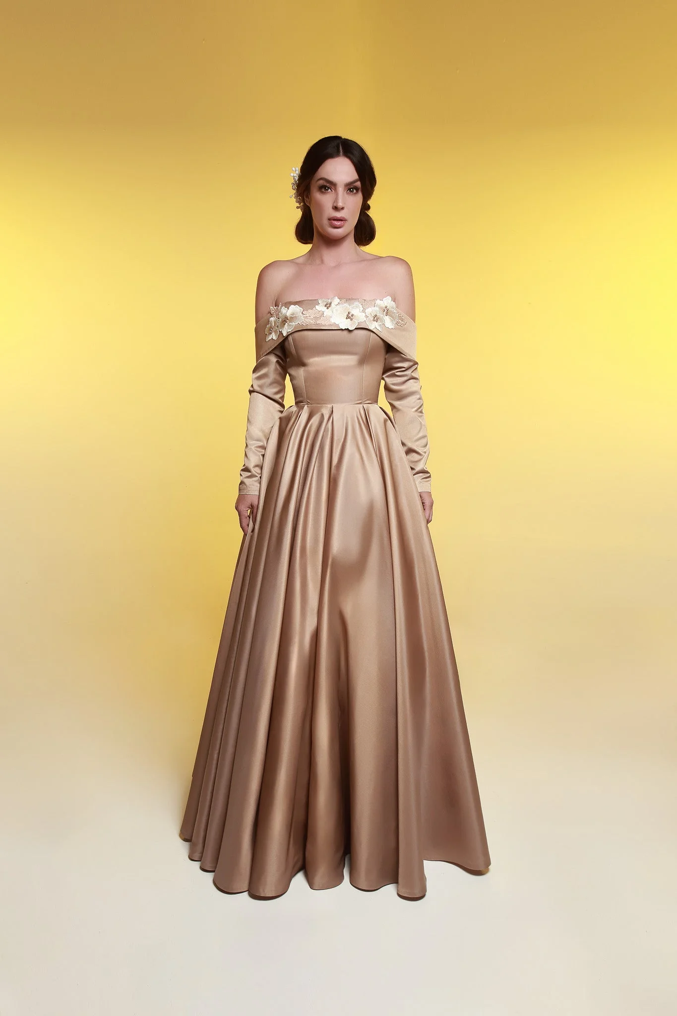 Golden Dress - Image 3