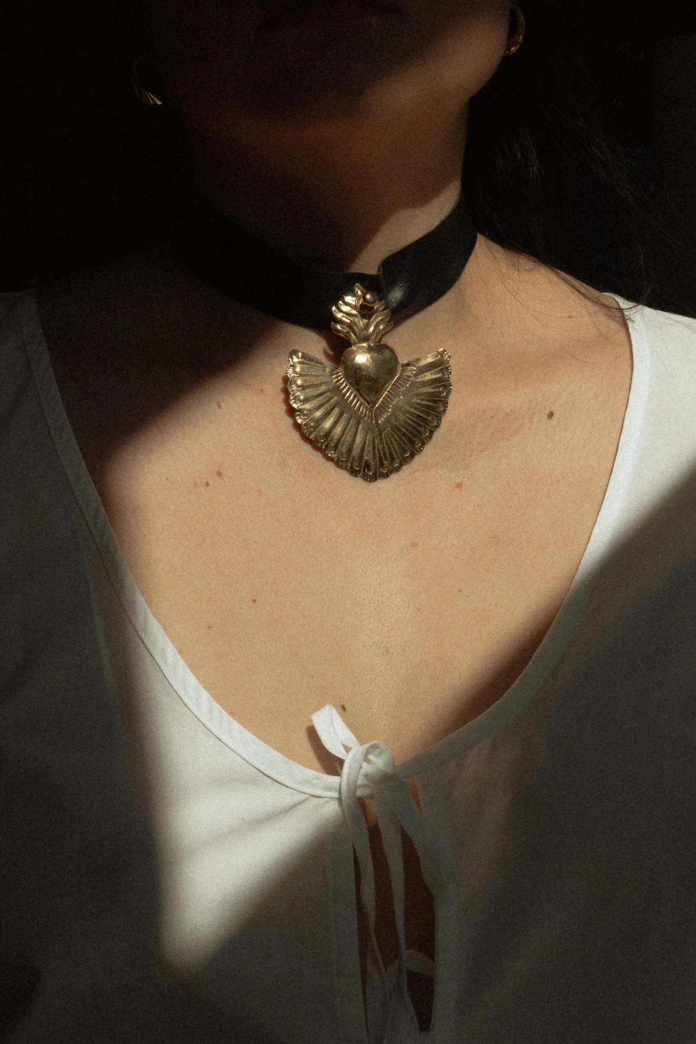 Heart Choker - Gold - Image 5
