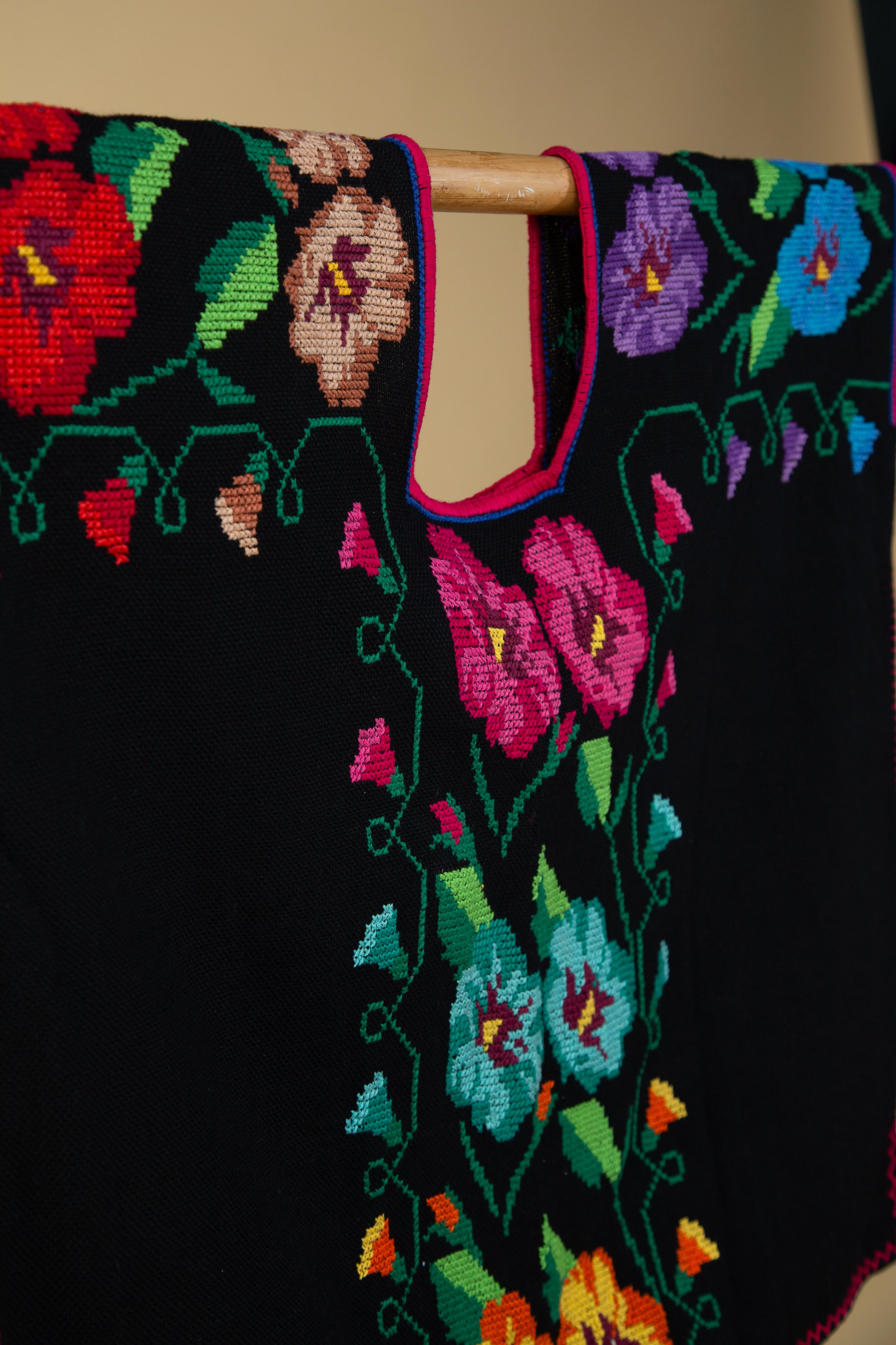 Huanengo Lupita - Image 6