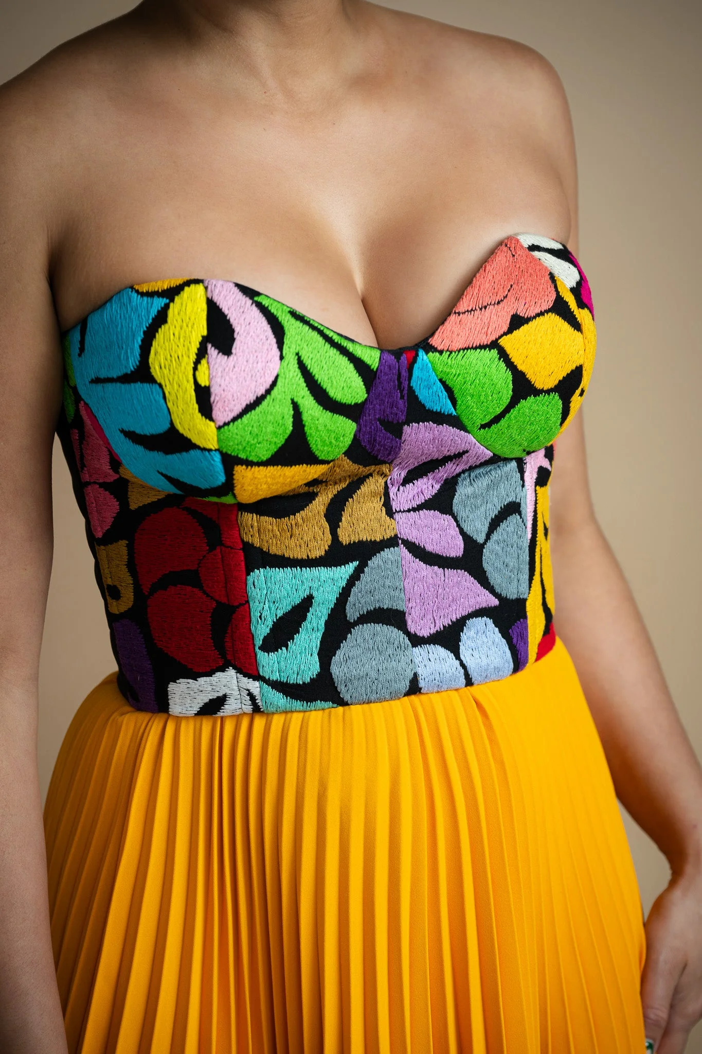 Jalapa de Díaz Strapless Bustier - Image 3