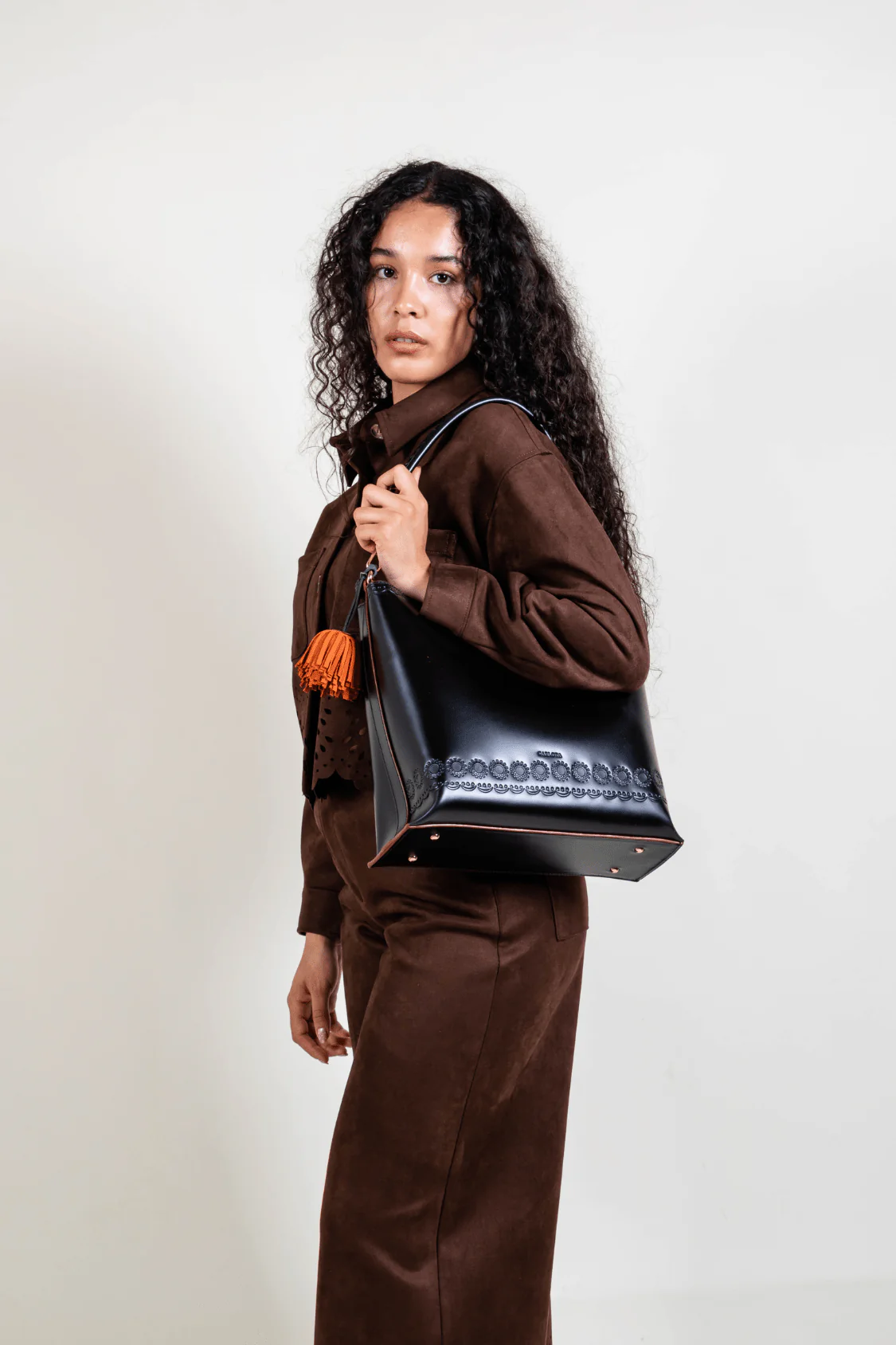 La Maceta Handbag- Black - Image 10