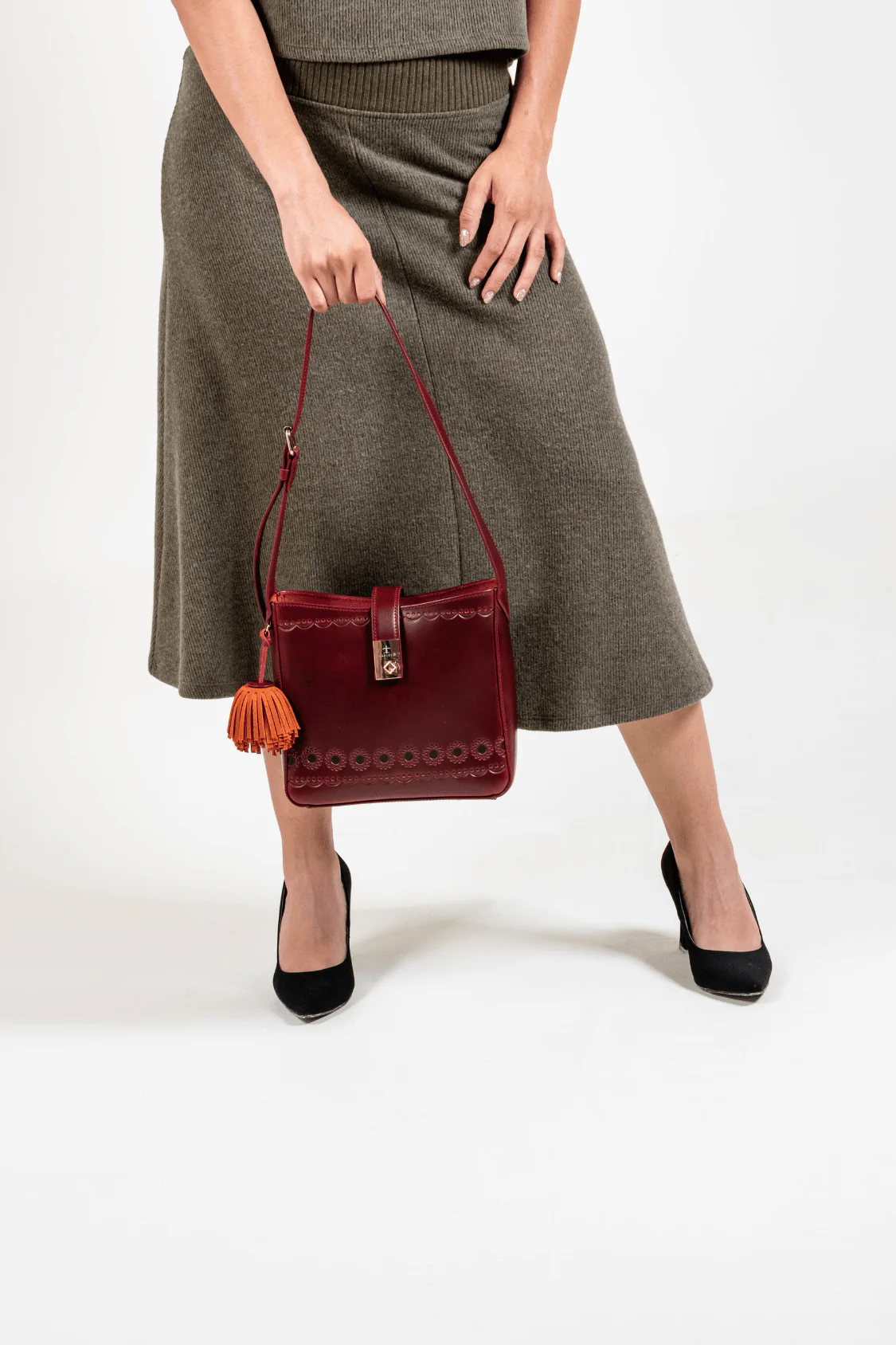 La Maceta Shoulder Bag - Red - Image 7