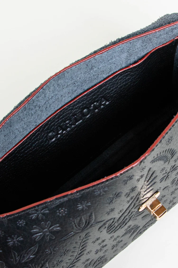 Liebre Baguette Bag - Black - Image 4
