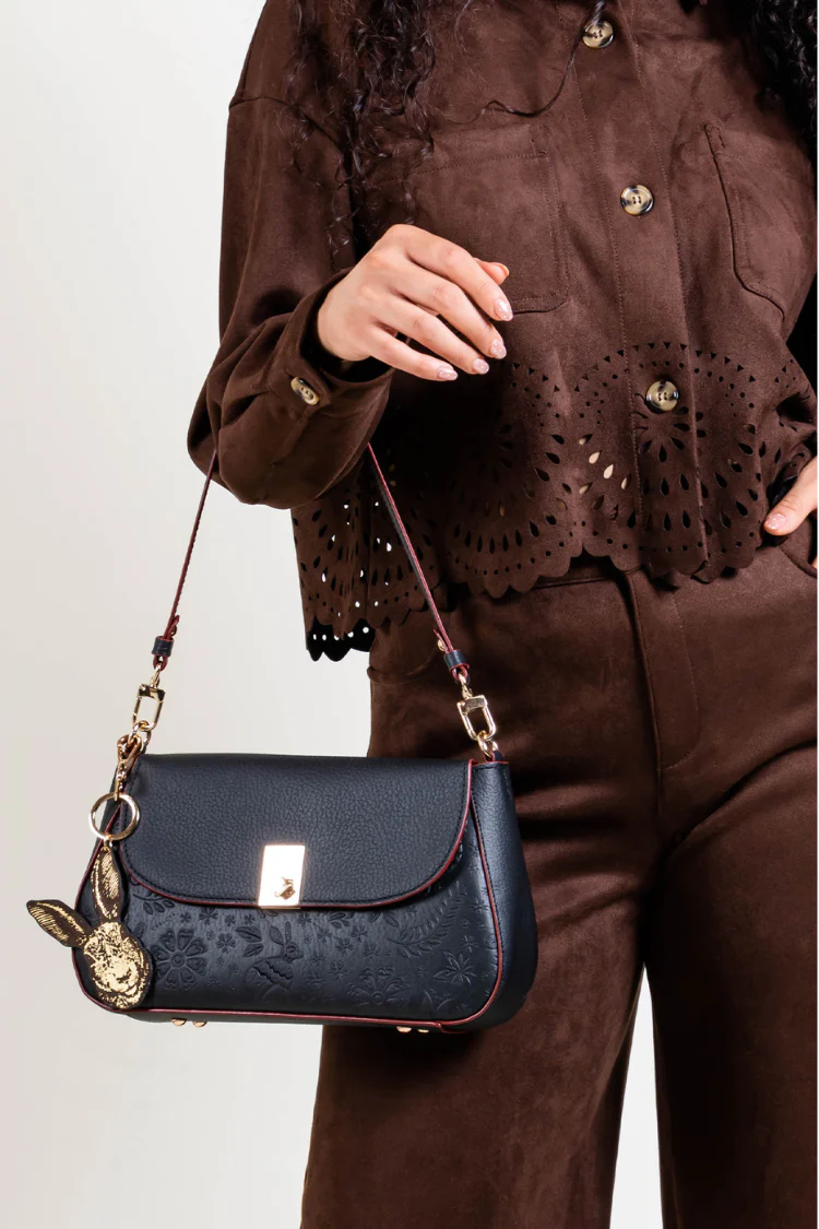 Liebre Baguette Bag - Black - Image 5