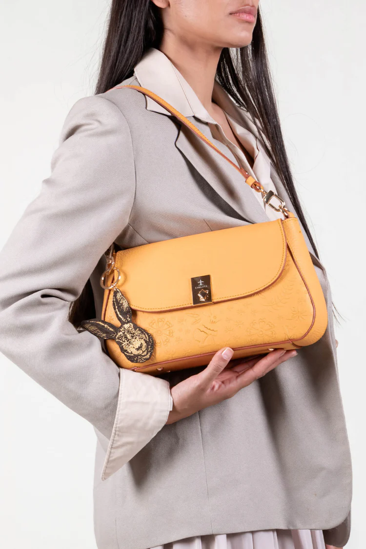 Liebre Baguette Bag - Yellow - Image 6