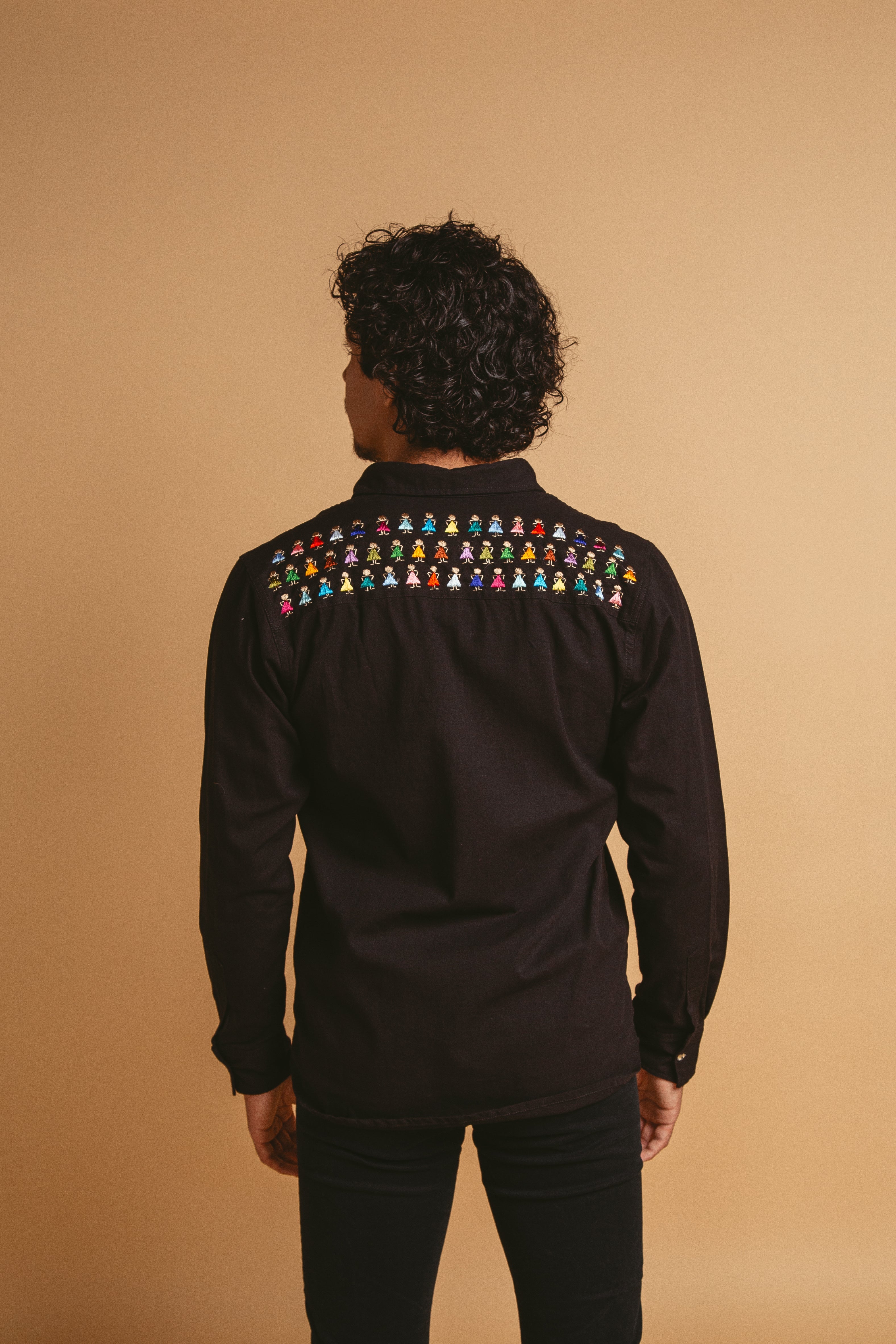 Muñequitos Button Down Shirt - Image 3