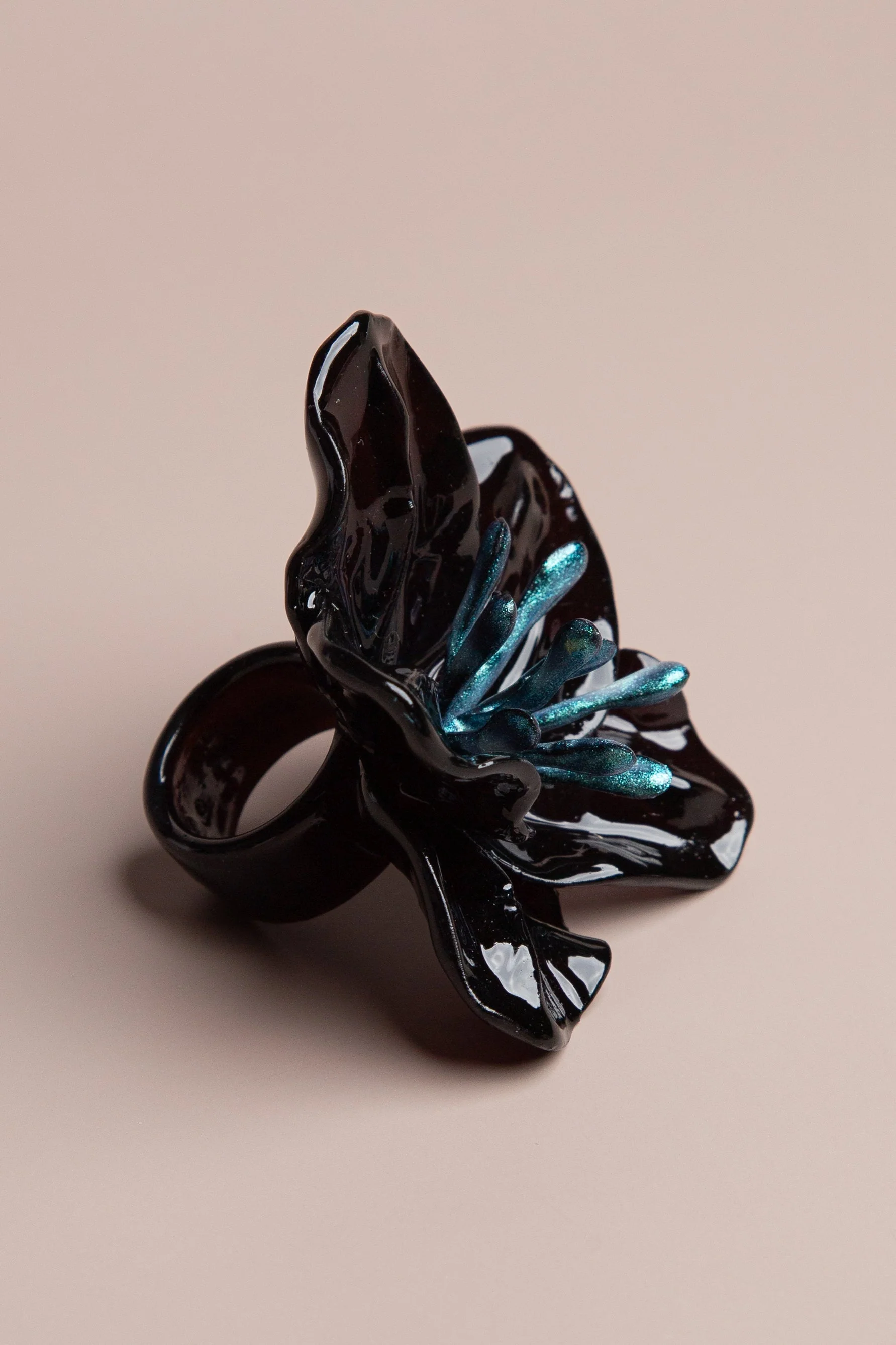 Orchid Oversize Ring - Image 11