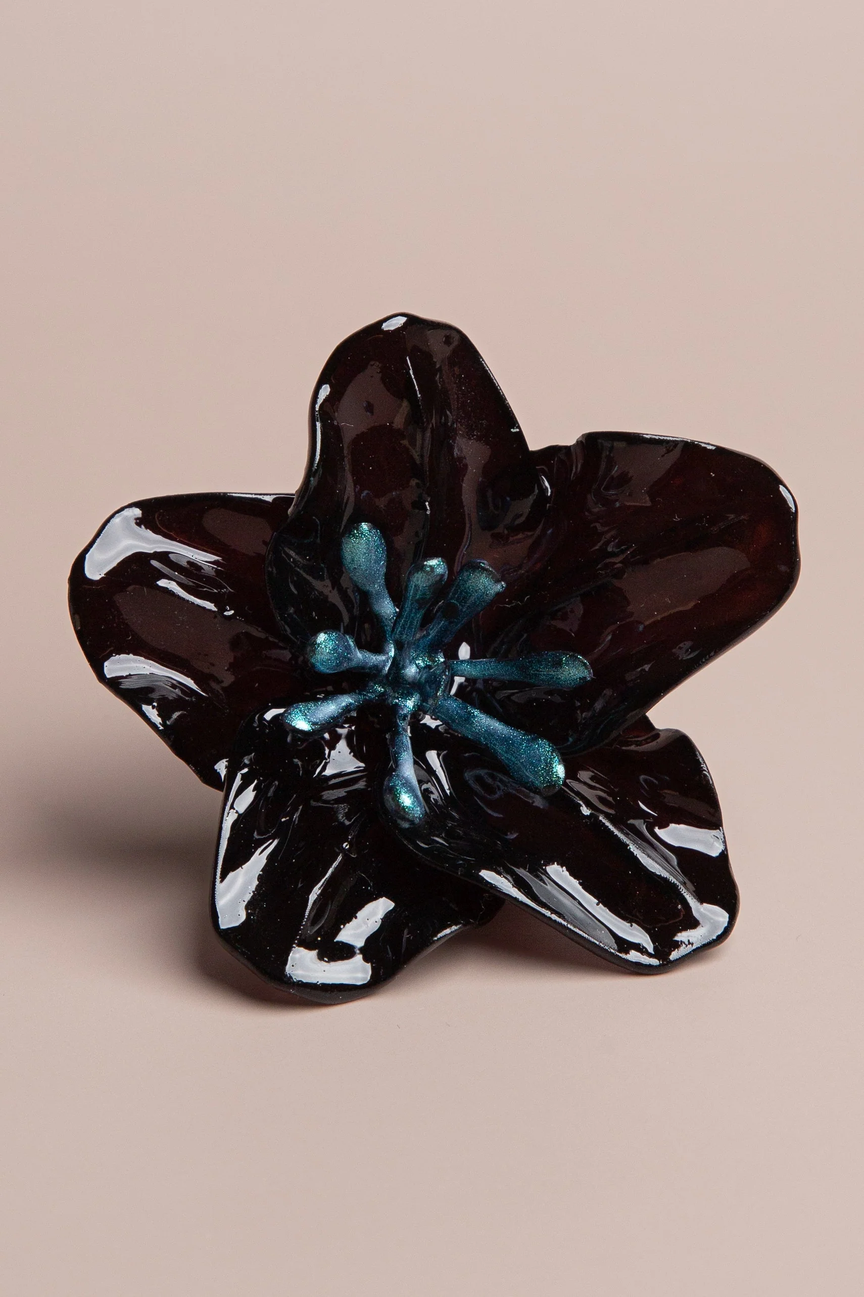 Orchid Oversize Ring - Image 9