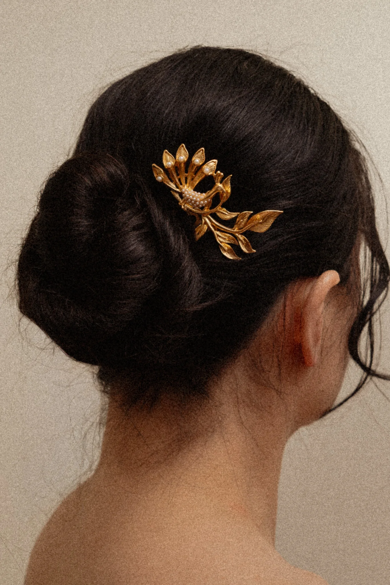 Secret Garden Peacock Hair Comb - Image 2