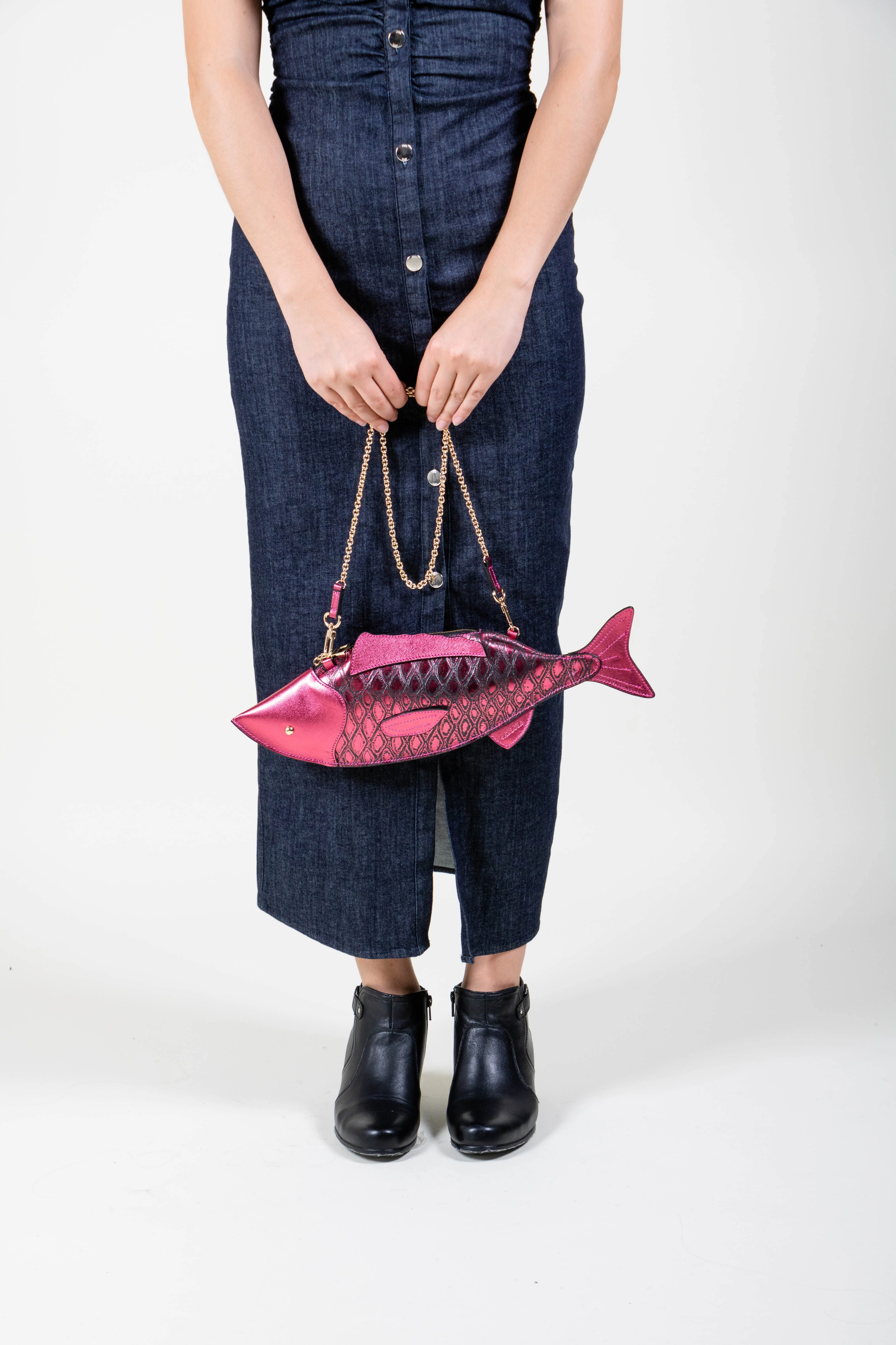 Pescado Crossbody - Fuchsia - Image 6