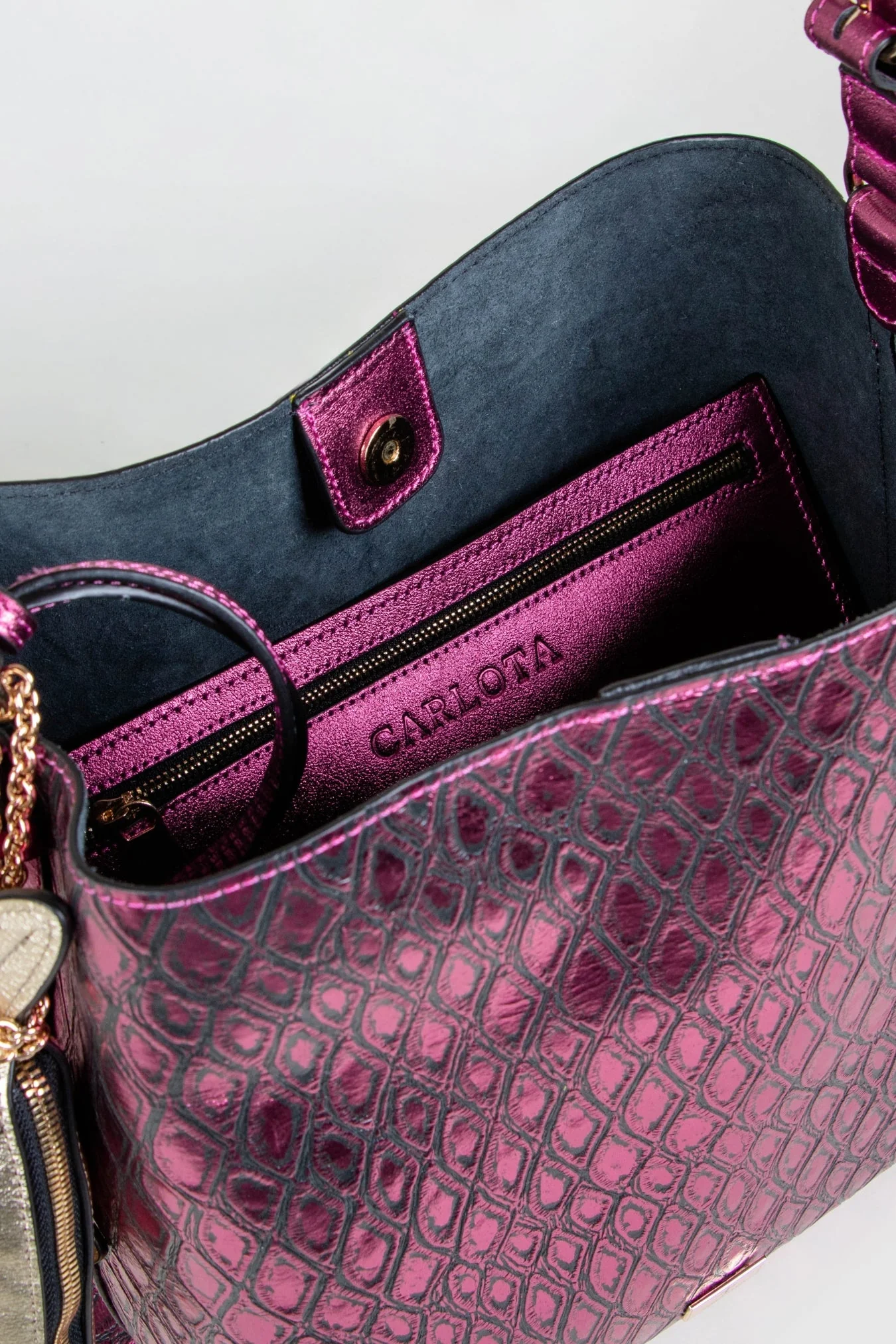 Pescado Handbag - Fuchsia - Image 5