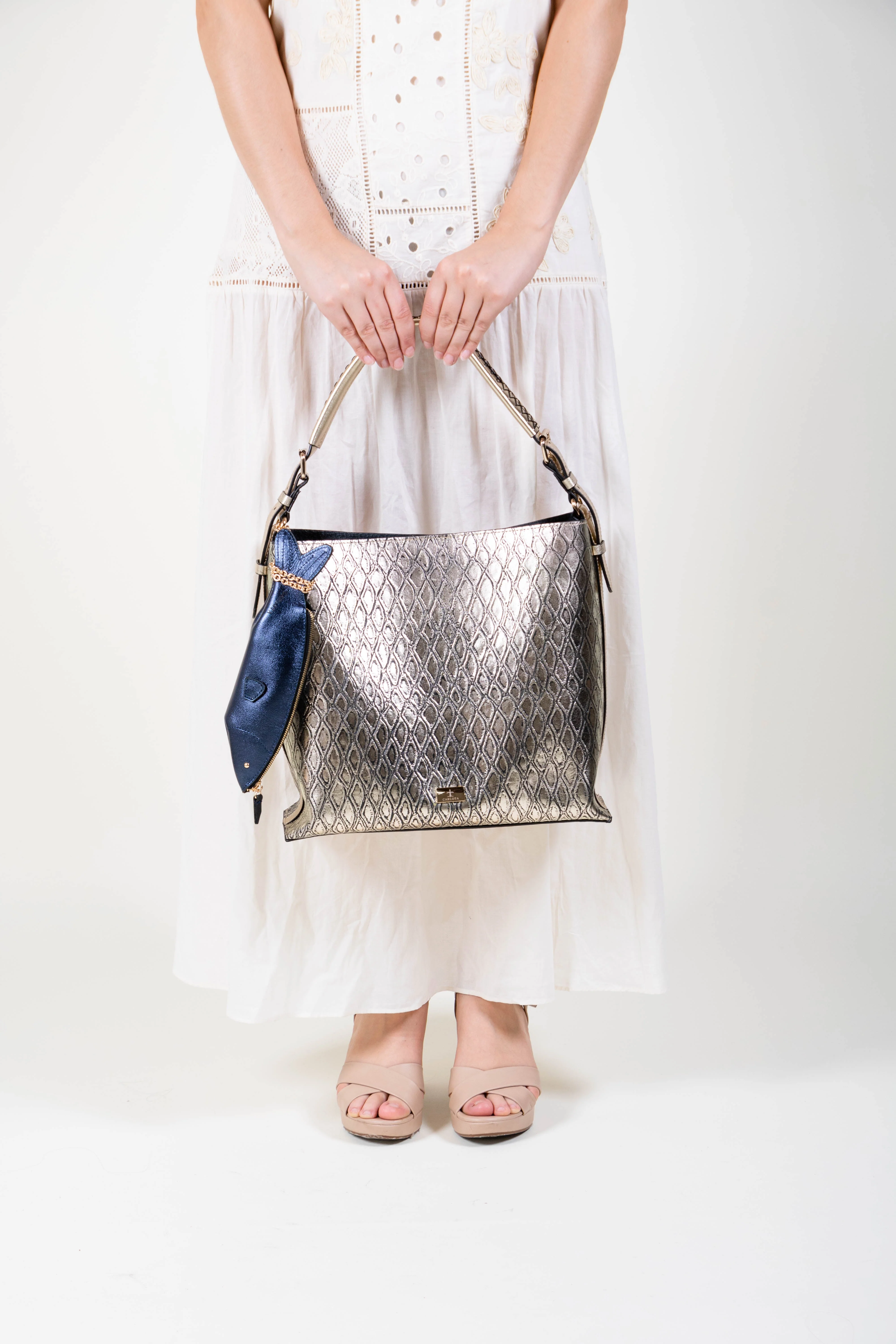 Pescado Handbag - Gold - Image 8
