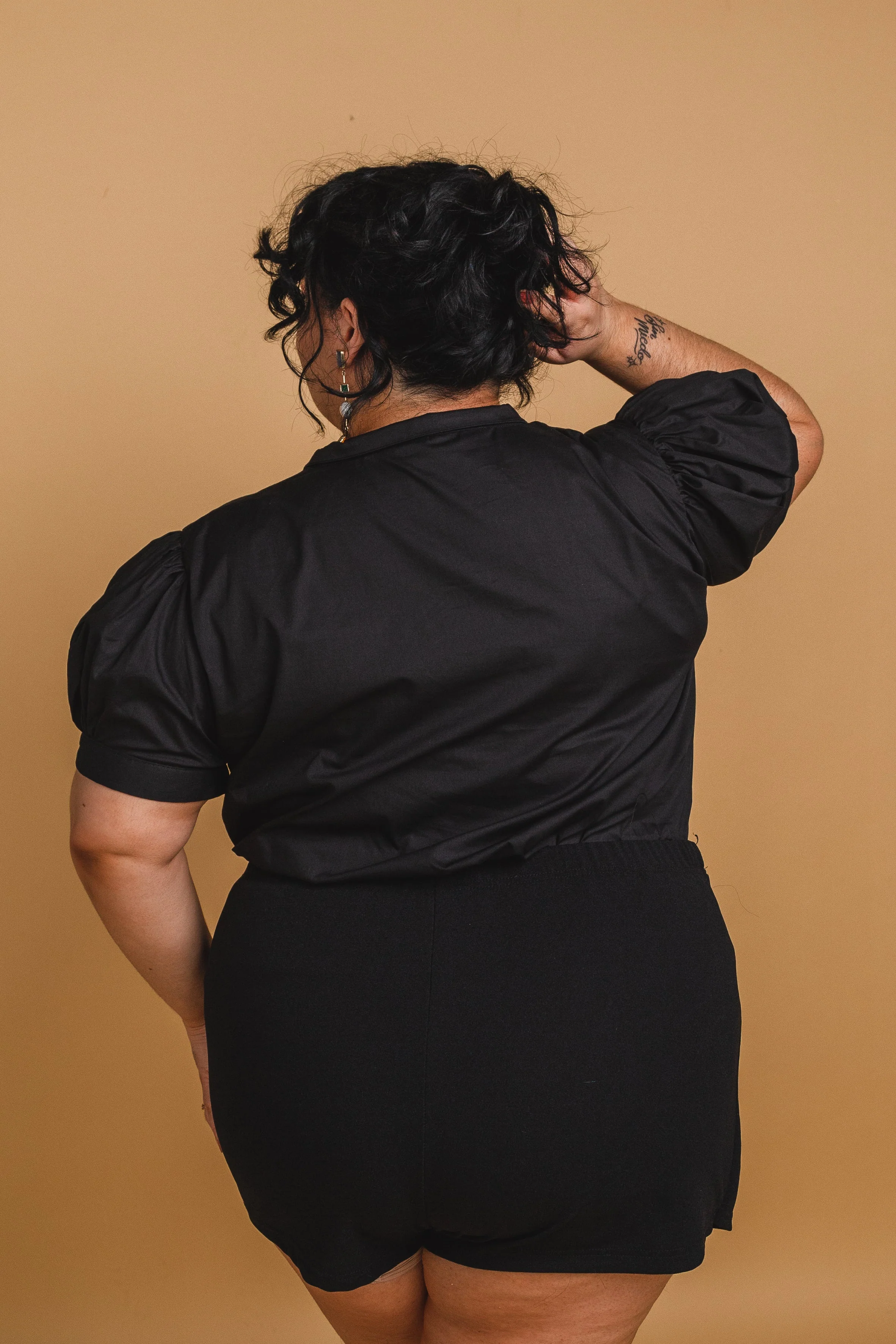 Revolución Top - Black - Image 3