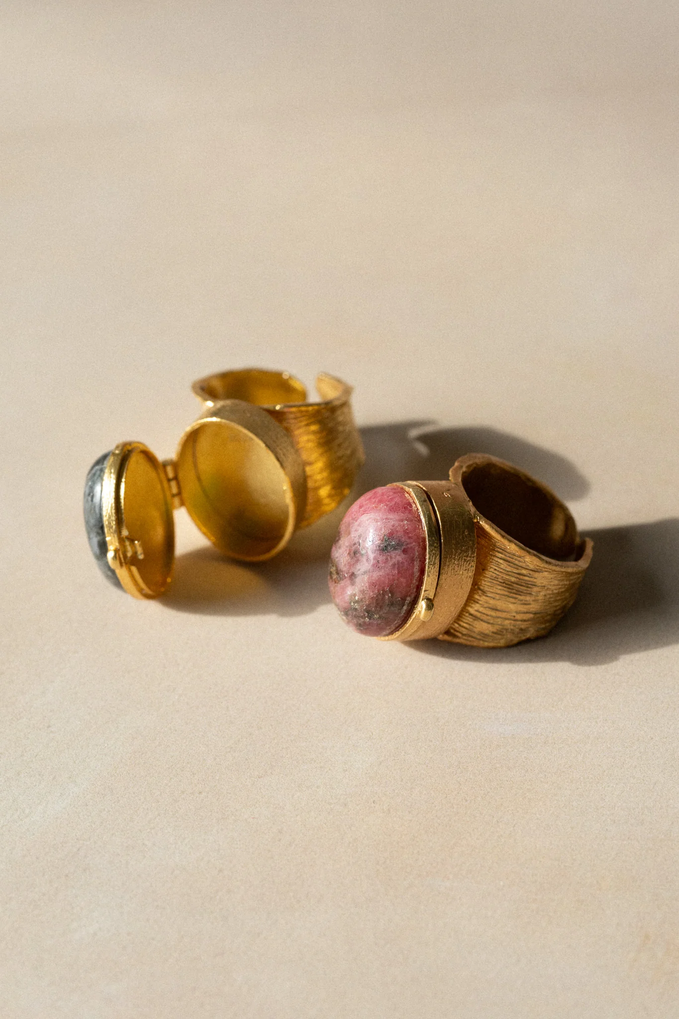 Poison Quartz Locket Ring - Rhodochrosite