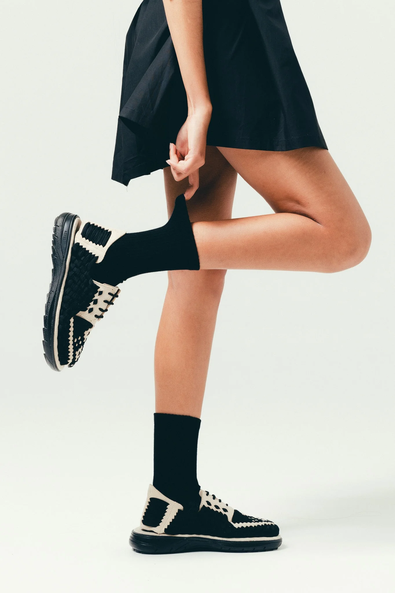 San Benito Huaraches - Black - Image 2