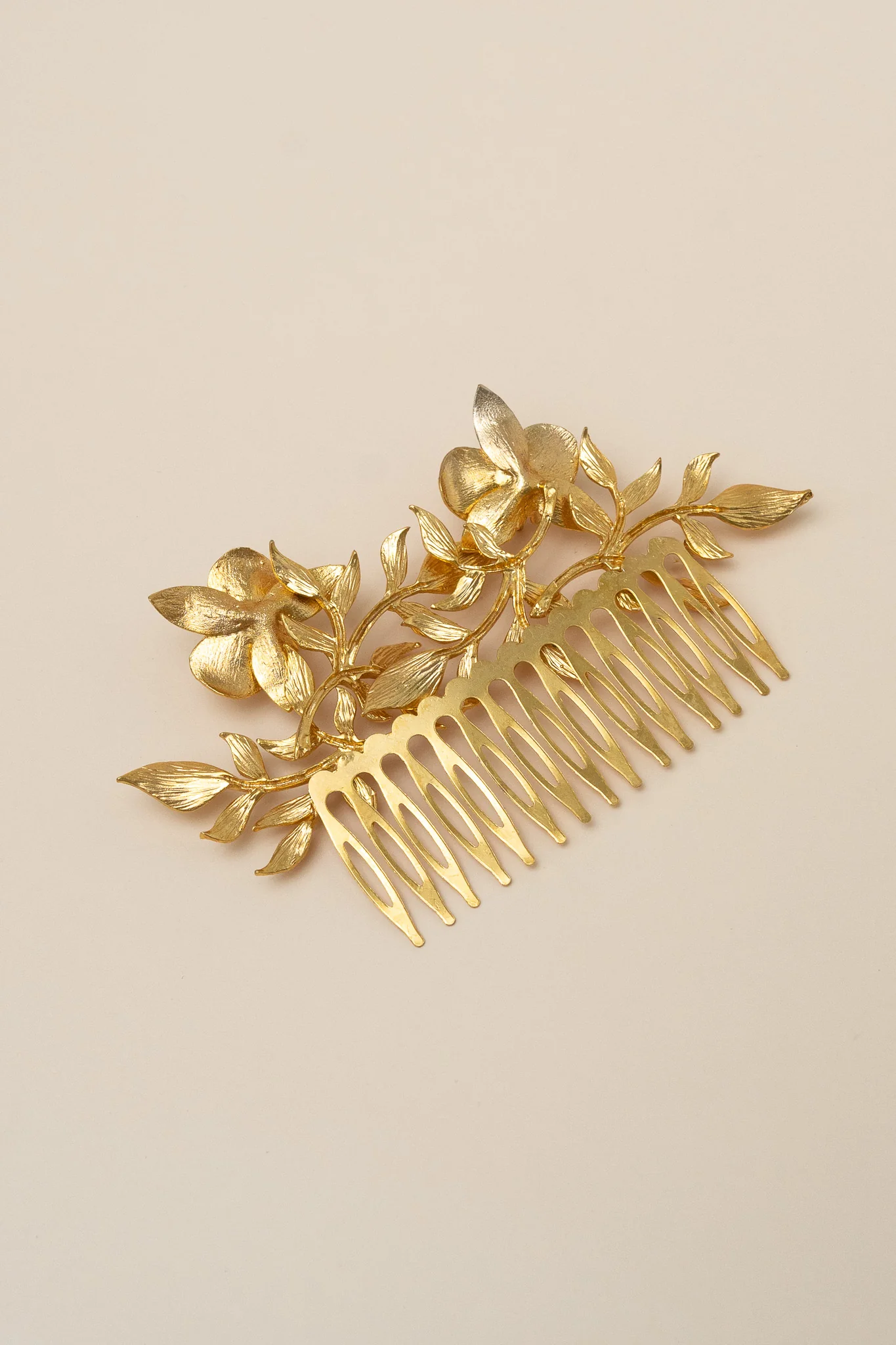 Secret Garden Orchid Blooms Hair Comb - Image 5
