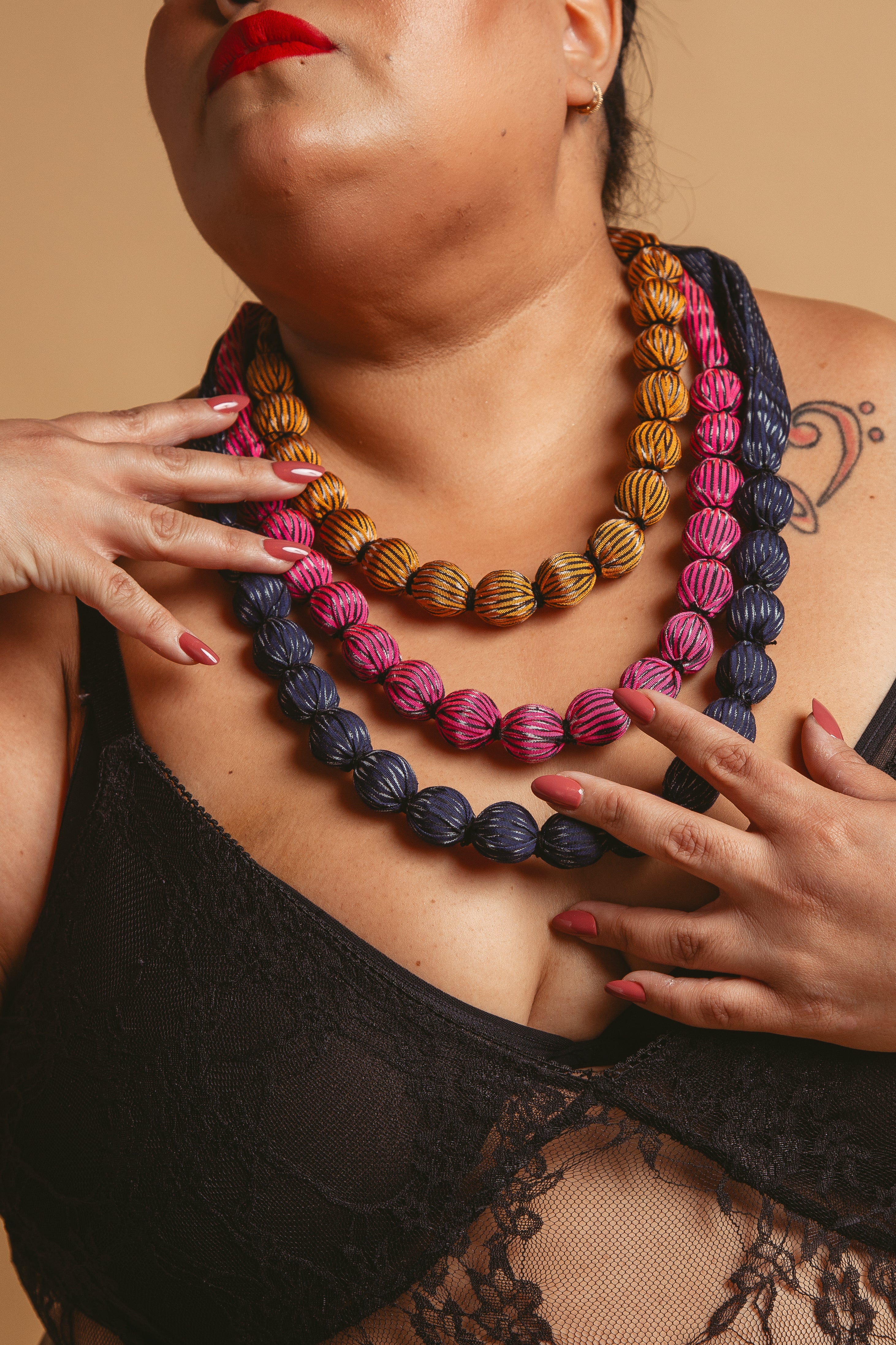 Short Ball Necklace - Image 3