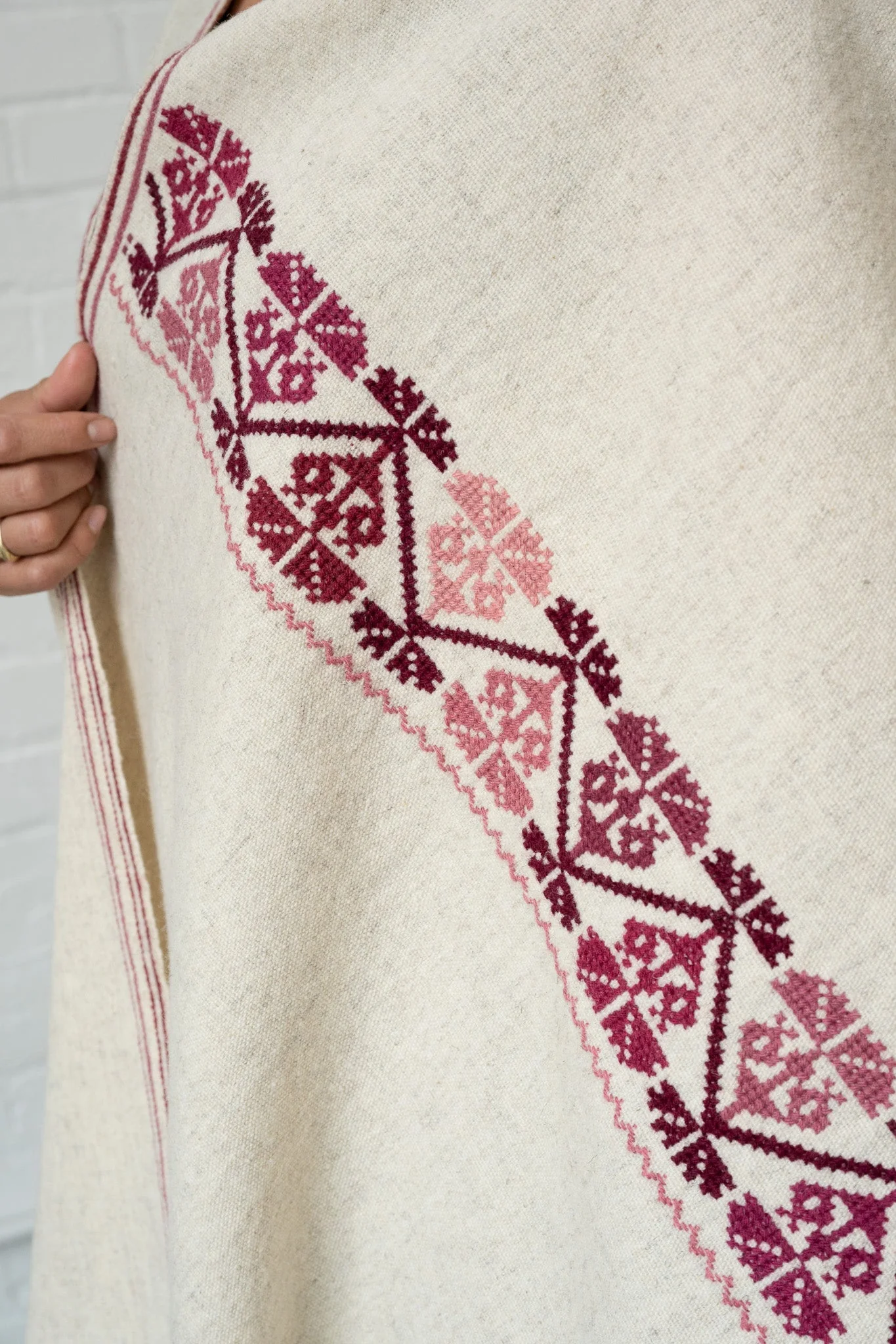 Simetria Nieve Cape - Rosa - Image 5