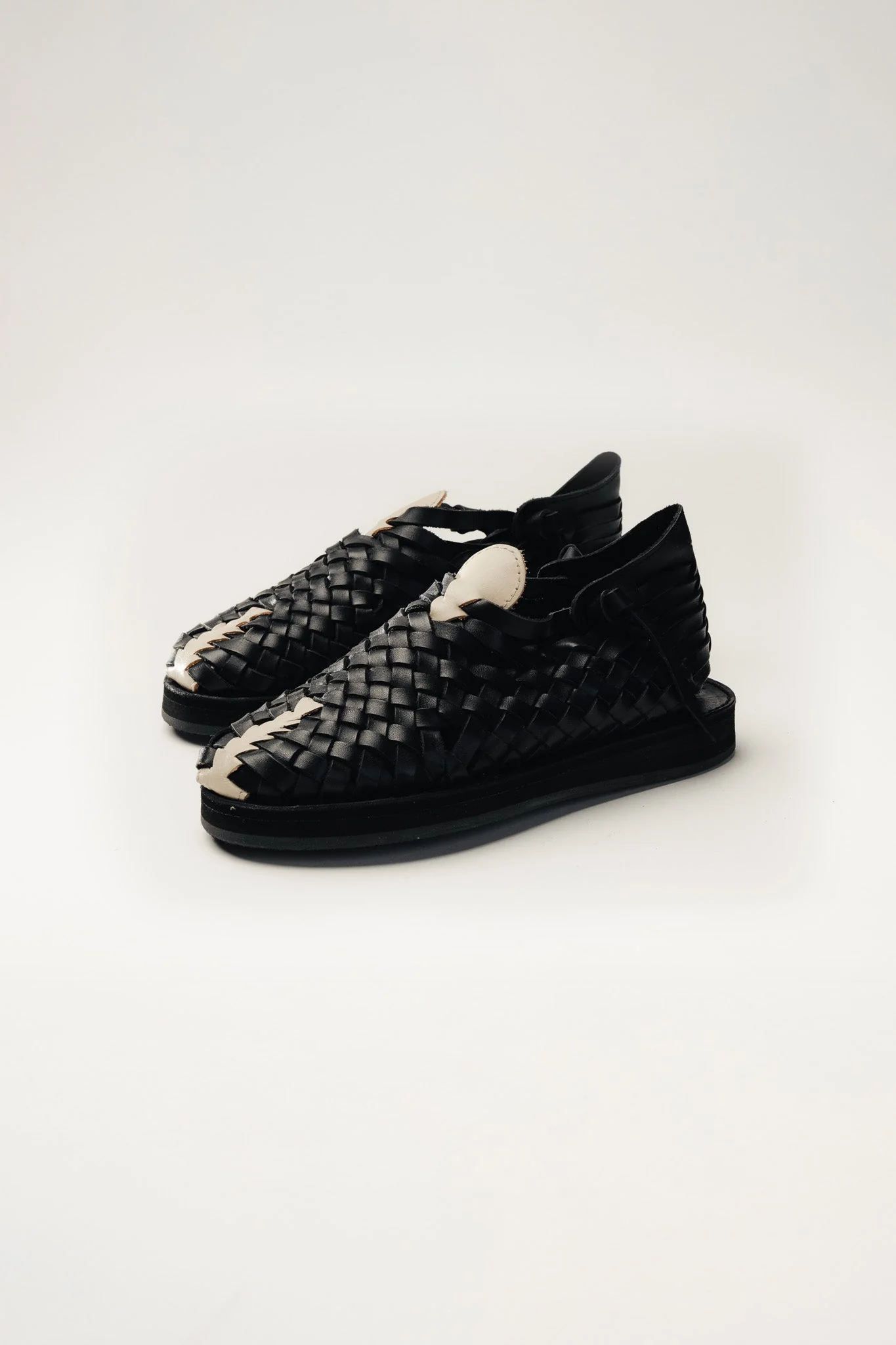 Tarasco Leather Huaraches - Black