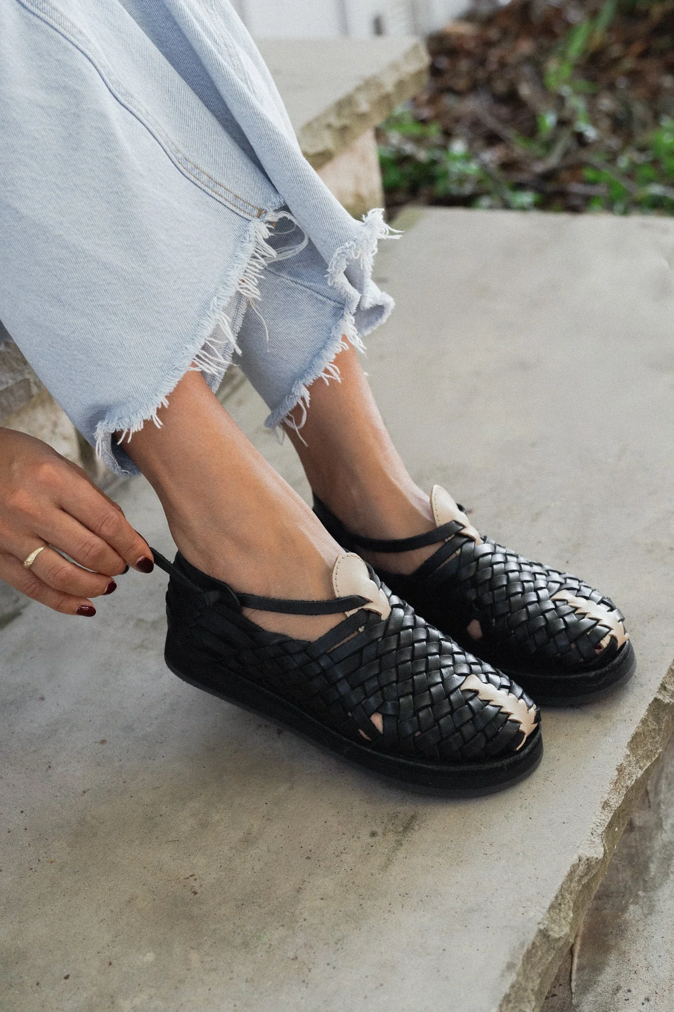 Tarasco Leather Huaraches - Black - Image 8