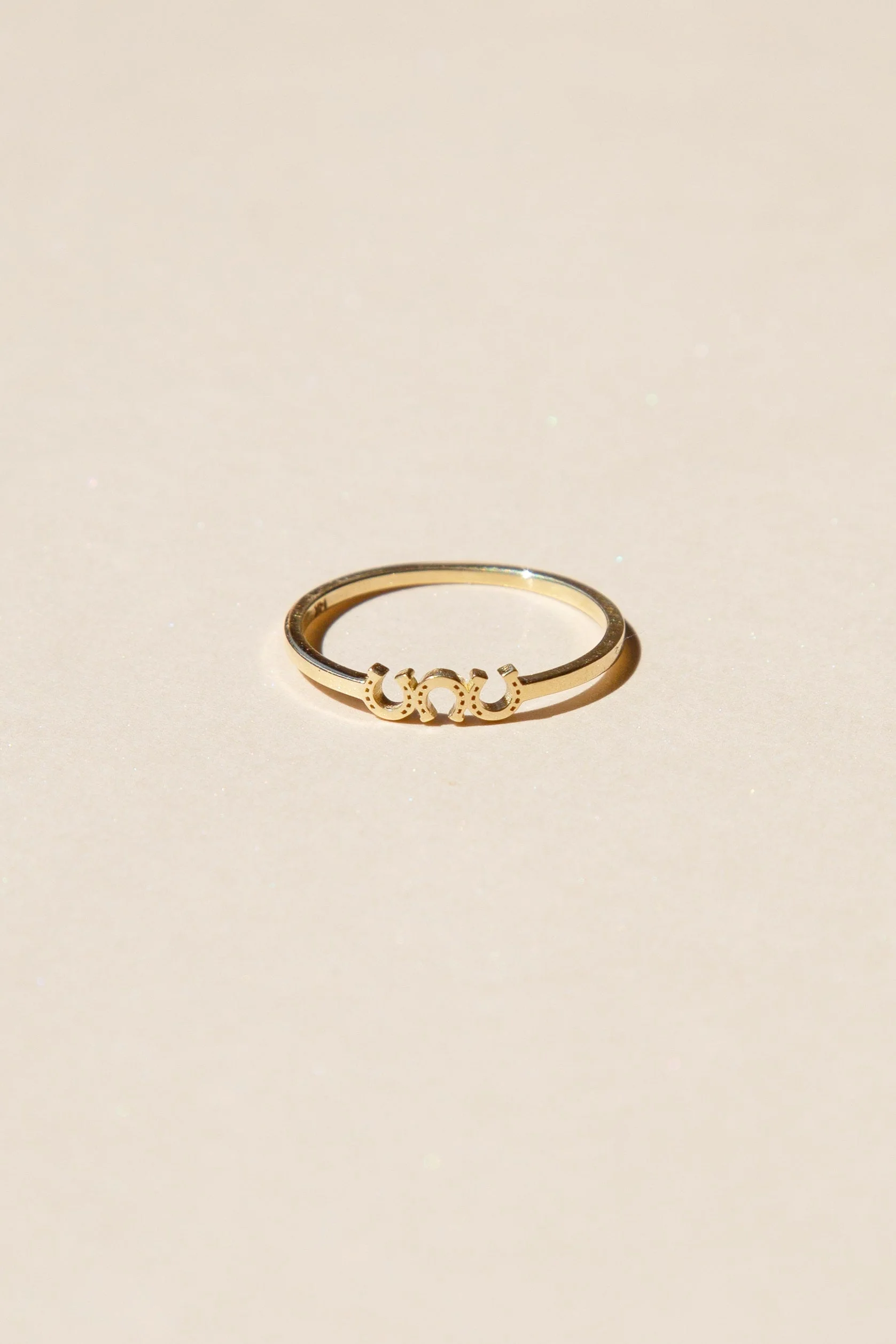 14K Tres Herraduras Ring - Image 4